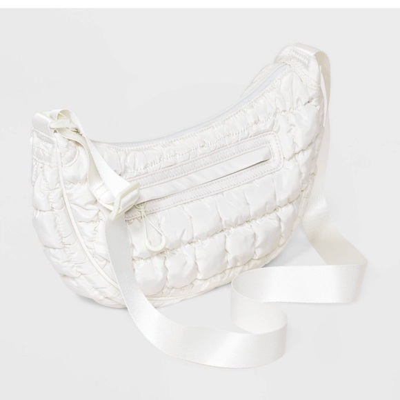 wild fable Handbags - Half Moon Crossbody Bag - Wild Fable
Off-White